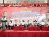 Bupati Nanang Ermanto Secara Simbolis Menyerahkan Bantuan Insentif Bagi 4.855 Guru Honor pada Tahap II