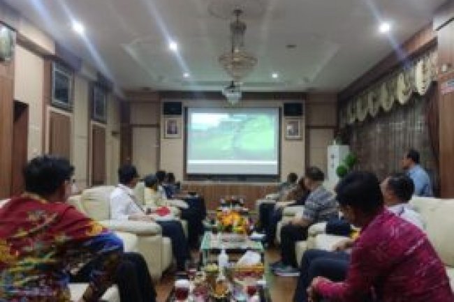 Sekda Thamrin Hadiri Kick Off Pembangunan Sarana Penunjang Kegiatan UMKM Kawasan Menara Siger Lampung Selatan