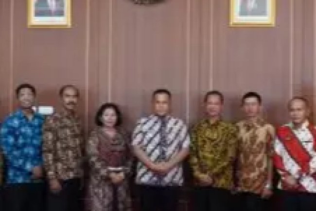 Bupati Lampung Selatan Audiensi Bersama Panitia Pembangunan GKSBS