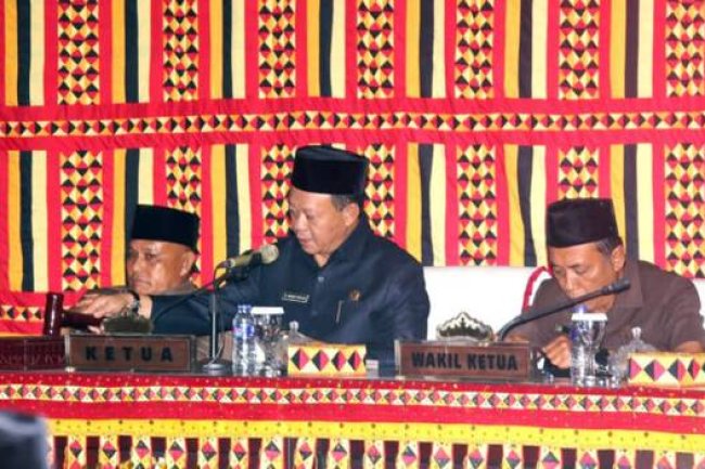 DPRD Lamsel Mensahkan RAPBD Lamsel Tahun 2023