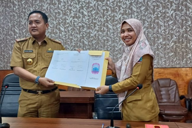 DPRD Lamsel Gelar Sertijab Plt Sekretaris DPRD