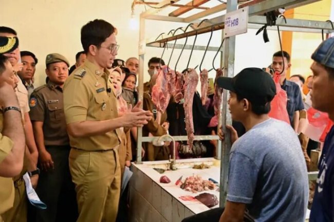 Hari Pertama Kerja Bupati dan Wakil Bupati Lampung Selatan Inspeksi Ke Pasar Natar