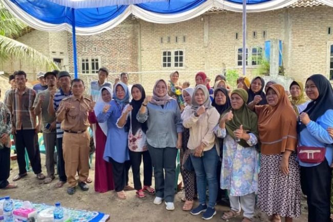 Reses di Desa Sukabakti Palas, Ketua Komisi III Yuti Raka Yanti Sampaikan Pembangunan Infrastruktur Jadi Prioritas Utama