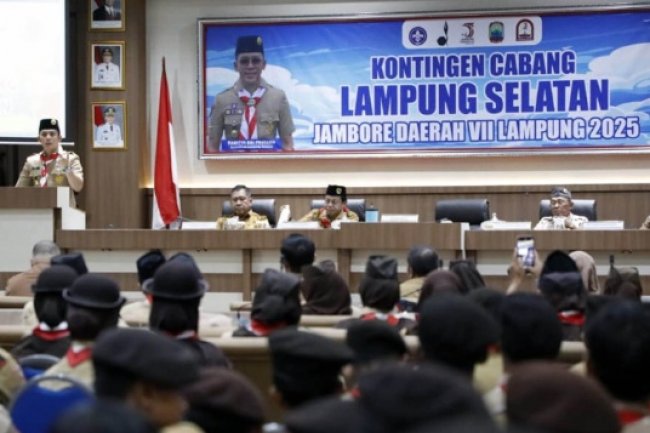 Bupati Egi Lepas Kontingen Pramuka Lampung Selatan ke Jambore Daerah 2025, Tekankan Pentingnya Generasi Muda Tangguh dan Adaptif