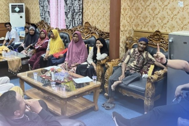 Warga Desa Munjuk Sempurna Terima Kembali Sertifikat Tanah yang Tertahan 8 Tahun Berkat Peran DPRD Lampung Selatan